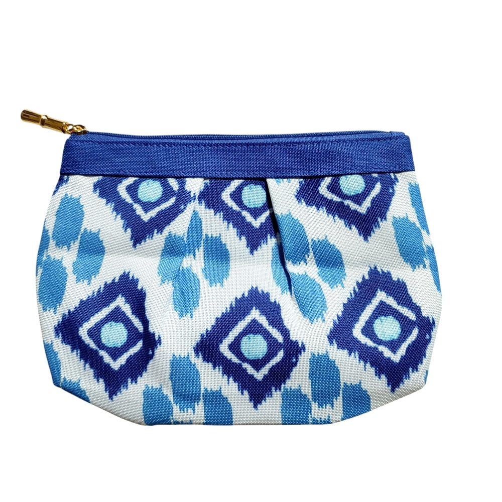 3 For 15$ Estee Lauder Blue and White Patterned Women's Cosmetic Bag NWT
